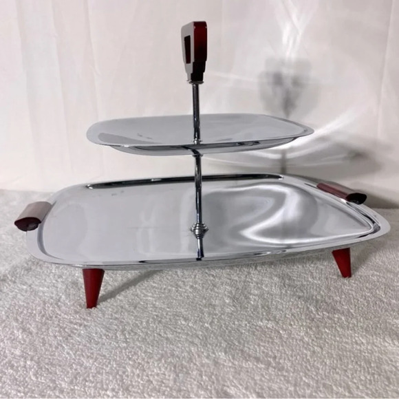 Vintage Glo Hill Gourmates Two Tier Chrome Serving Tray With Bakelite Handles - Picture 2 of 15